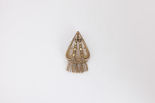 Load image into Gallery viewer, Filigree Pendant/ Brooch