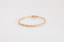 Load image into Gallery viewer, XO Love Bracelet