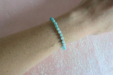 Load image into Gallery viewer, Knotted Seafoam Quartz Bracelet