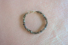 Load image into Gallery viewer, Knotted Labradorite Bracelet