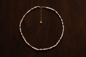 Multicolored pearl necklace
